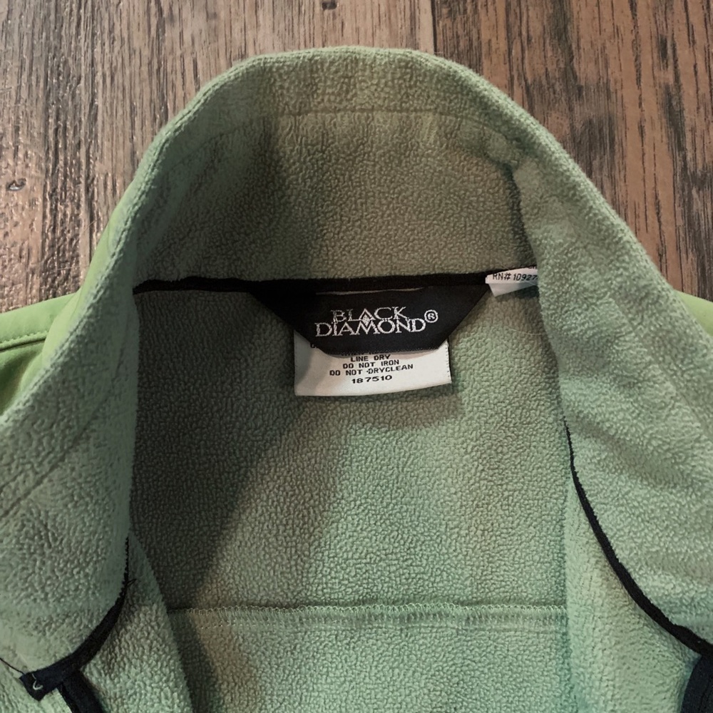 Green jacket - Picture 2 of 3